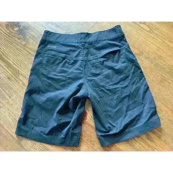 Columbia Omni-Shield Advanced Repellency Women's Black Shorts, 4 - Picture 6 of 9